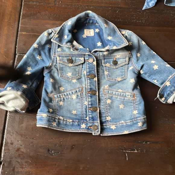 Denim Baby Gap jacket with white stars - Picture 4 of 7